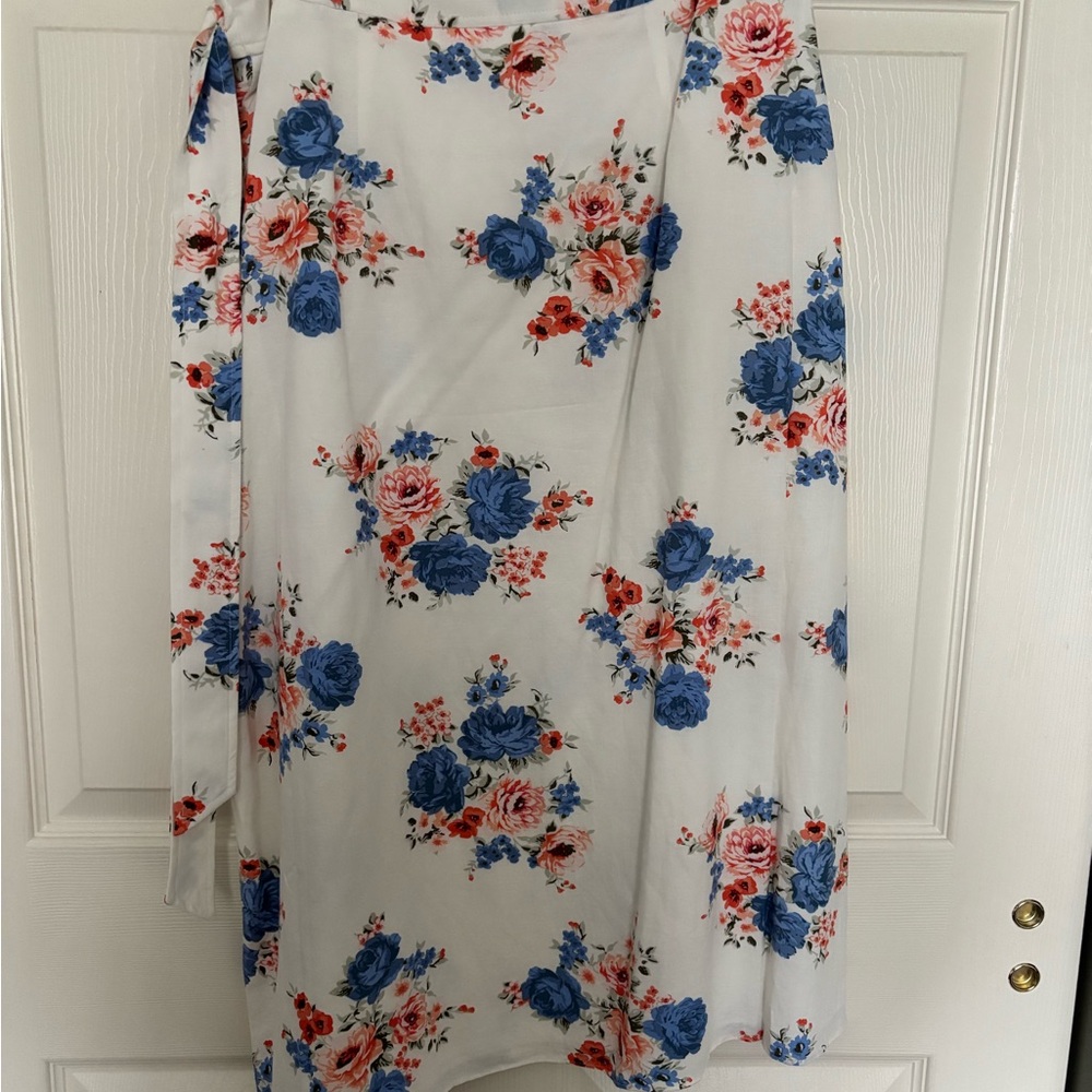 LOFT Blue and Pink Floral Maxi Skirt - Picture 6 of 6